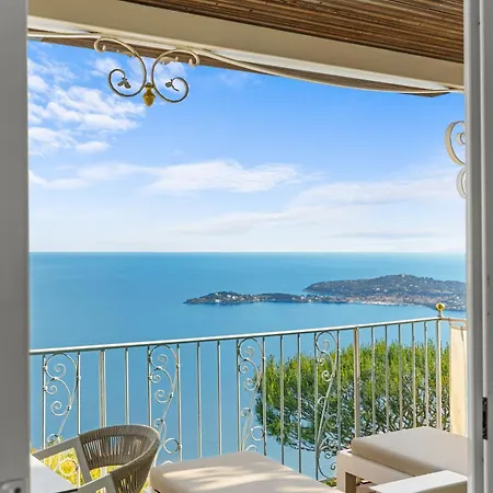 Otel La Chevre D'or